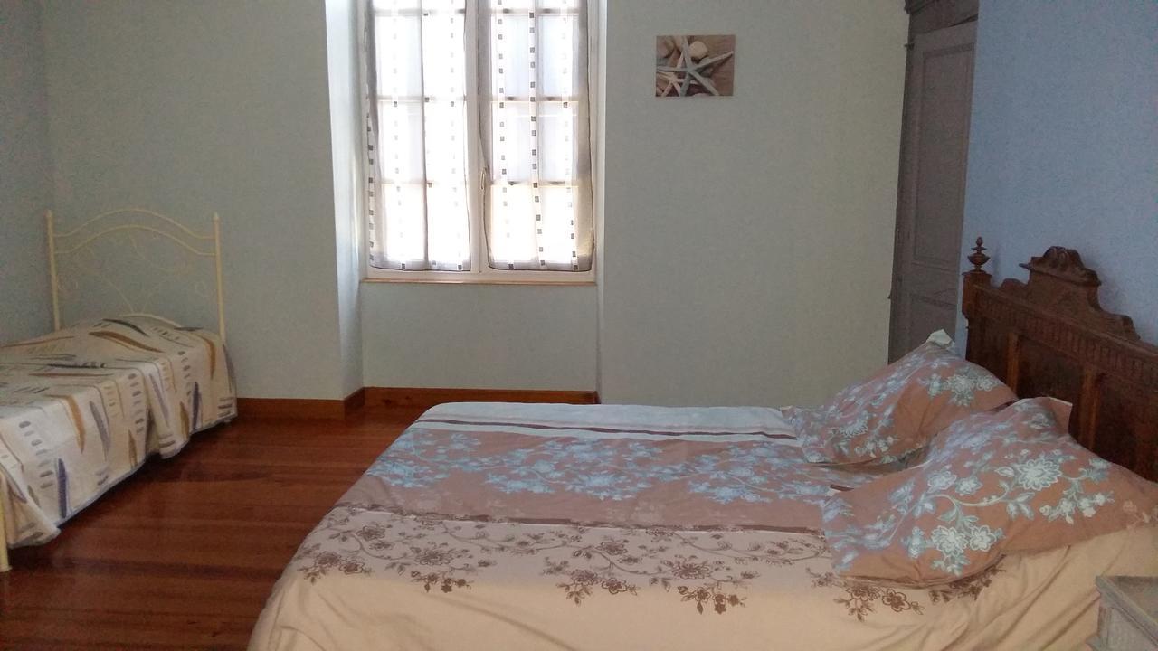 D'hotes Larrey Bed and breakfast
